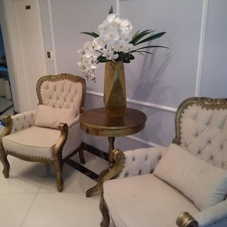 Residencial Maristela Apartment Бомбиняс Екстериор снимка